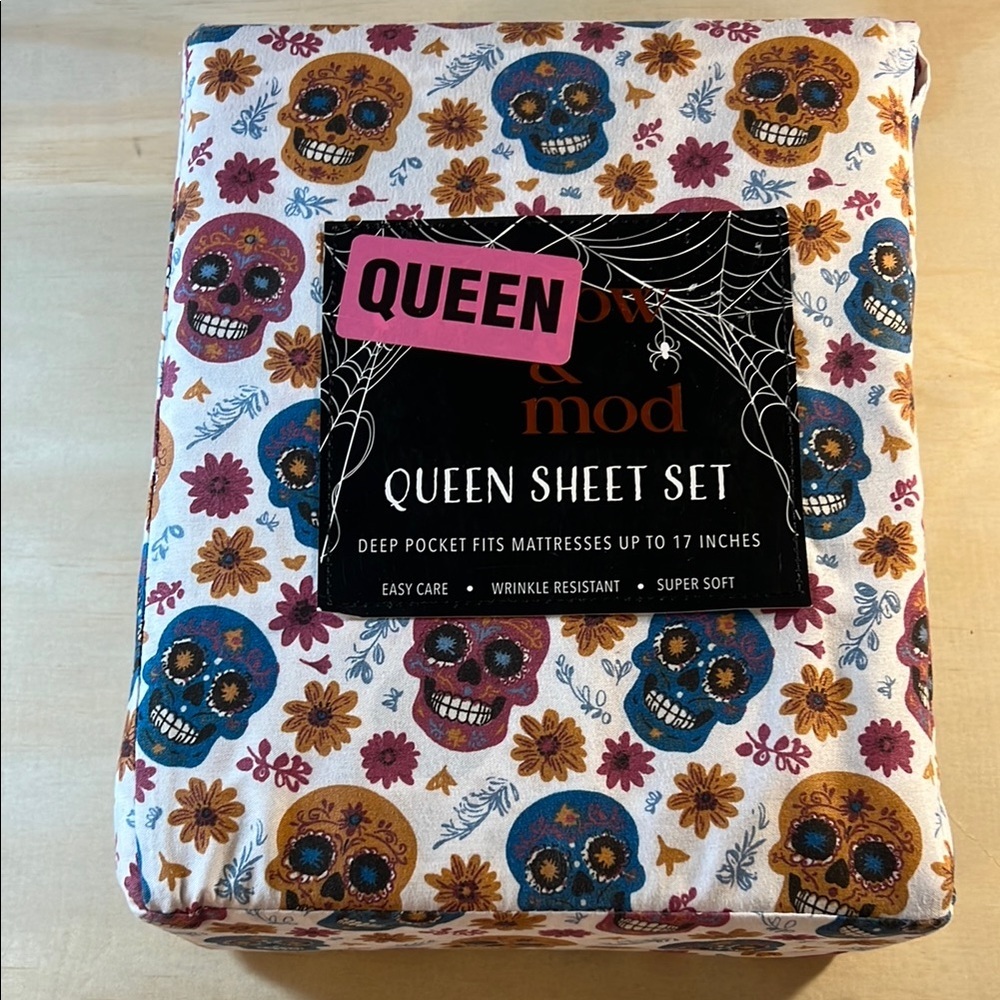 Queen Sheet Set - Colorful Sugar Skull Design